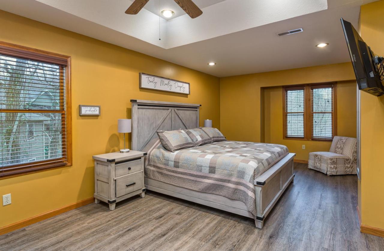 North Ridge Place Brand New Log Cabin With Hot Tub Great Location Sevierville Exterior foto