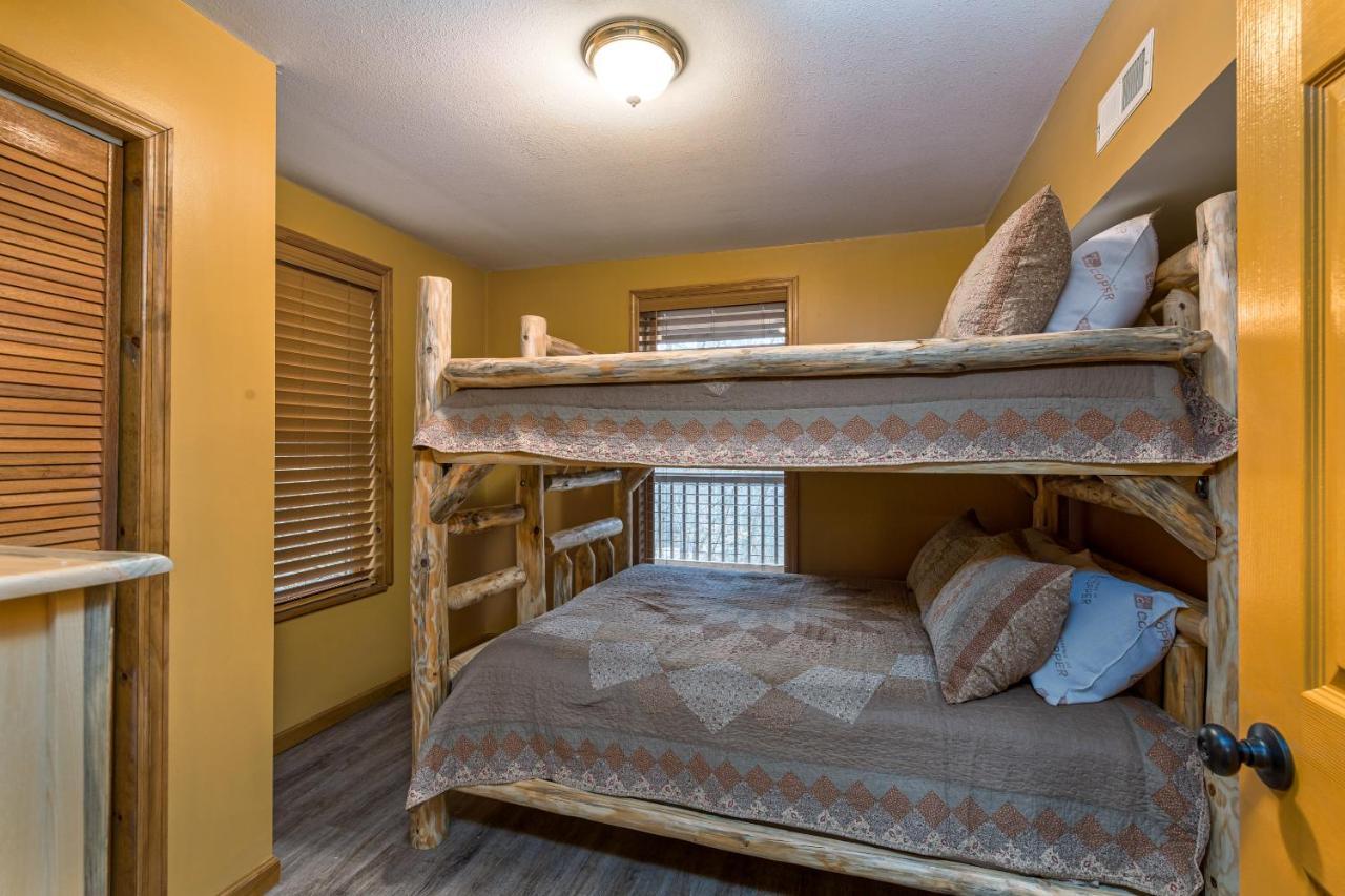 North Ridge Place Brand New Log Cabin With Hot Tub Great Location Sevierville Exterior foto